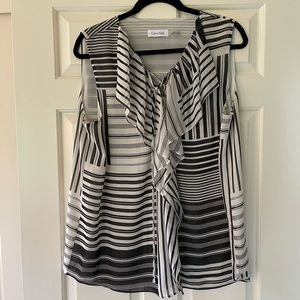 Calvin Klein Black and White Patterned Sleeveless Blouse, Size XL